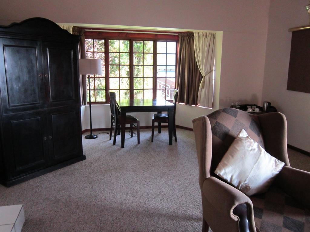 The Highlander Hotel Dullstroom Room photo